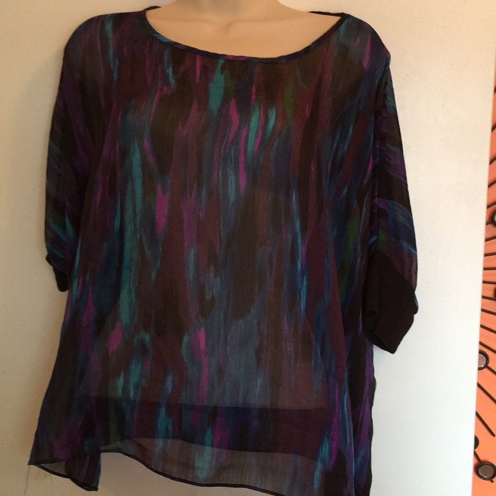 Light short sleeve flow he shirts from Express